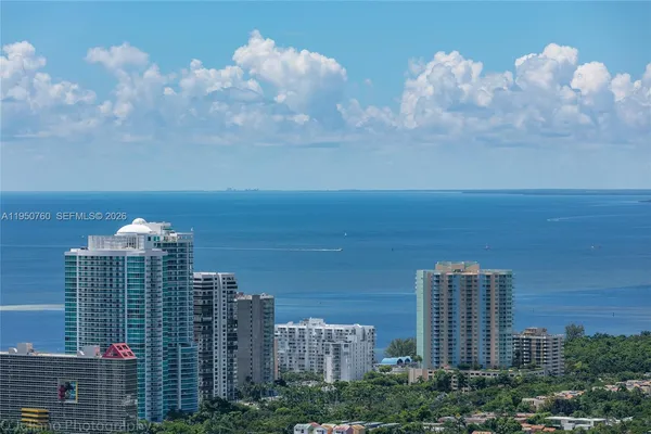 $10,750 | 55 Southwest 9th Street, Unit PH4603, Miami, FL 33130