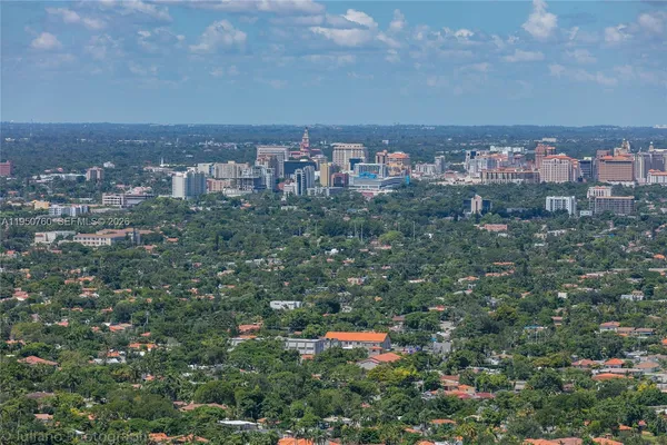 $10,750 | 55 Southwest 9th Street, Unit PH4603, Miami, FL 33130