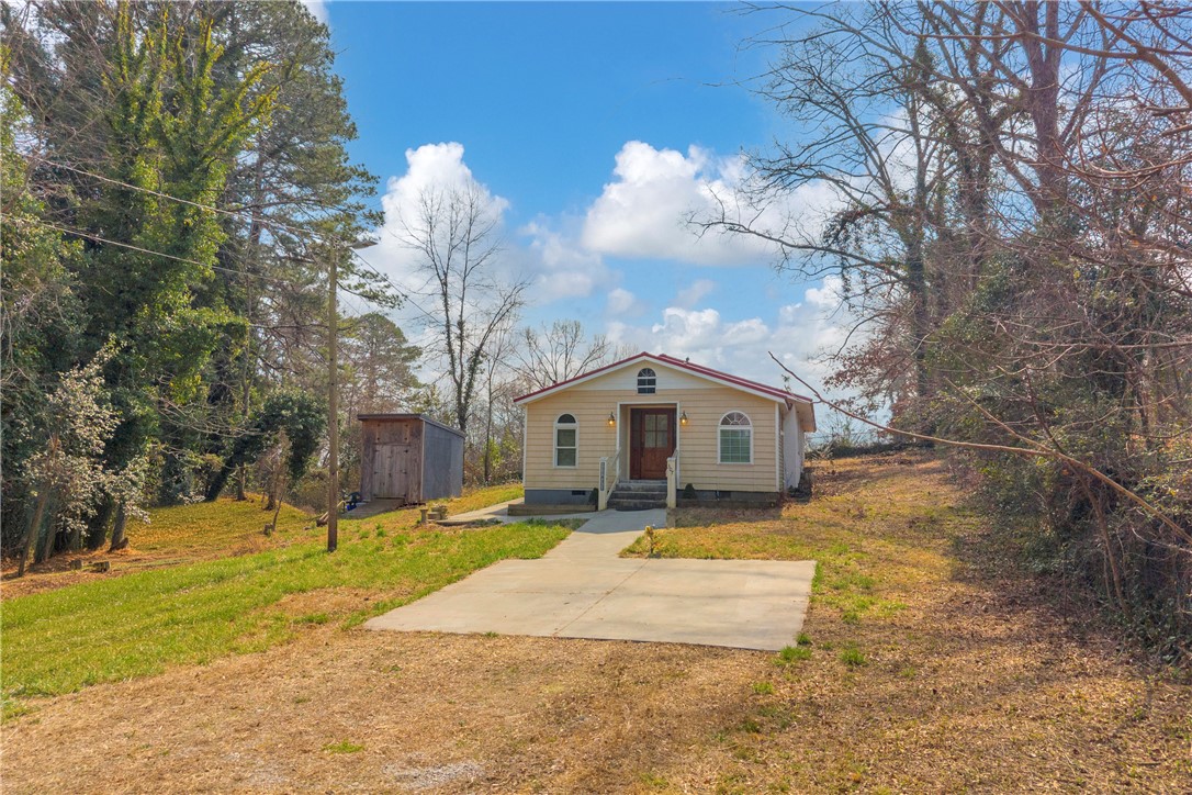 307 Moore Avenue Walhalla, SC 29691 - Photo 2 of 50
