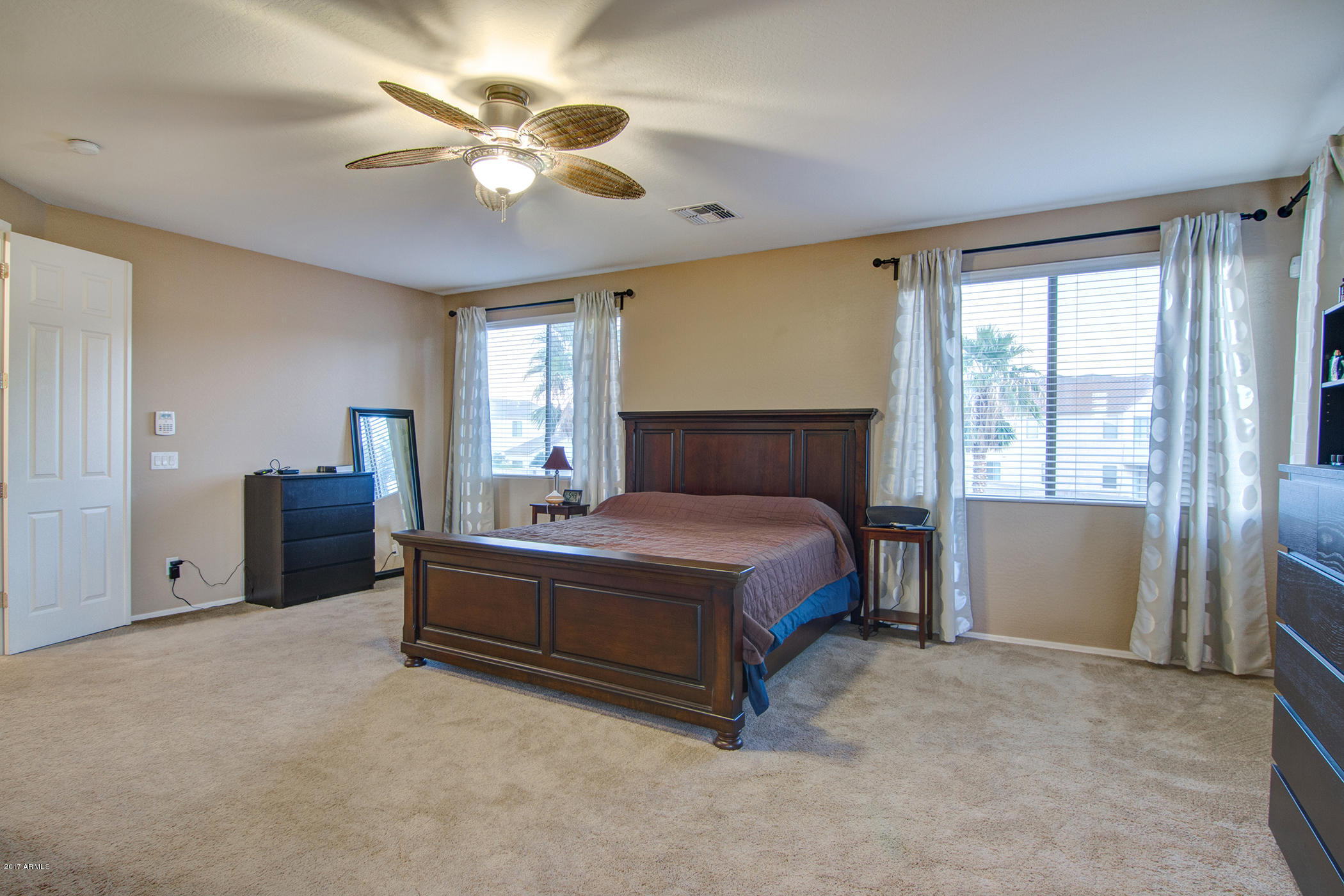 9809 South Reidar Road Laveen, AZ 85339 - Photo 14 of 30 Master bedroom