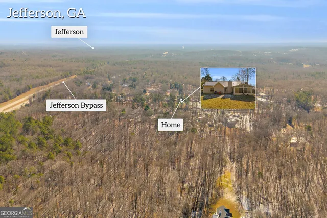 a view of residential building