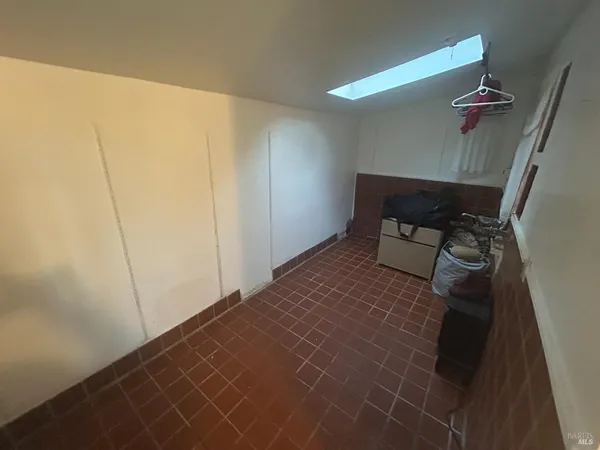 $329,000 | 370 Jefferson Lane, Ukiah, CA 95482