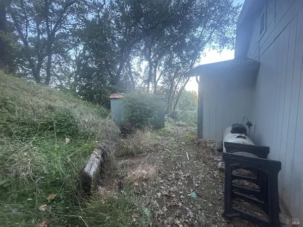 $329,000 | 370 Jefferson Lane, Ukiah, CA 95482