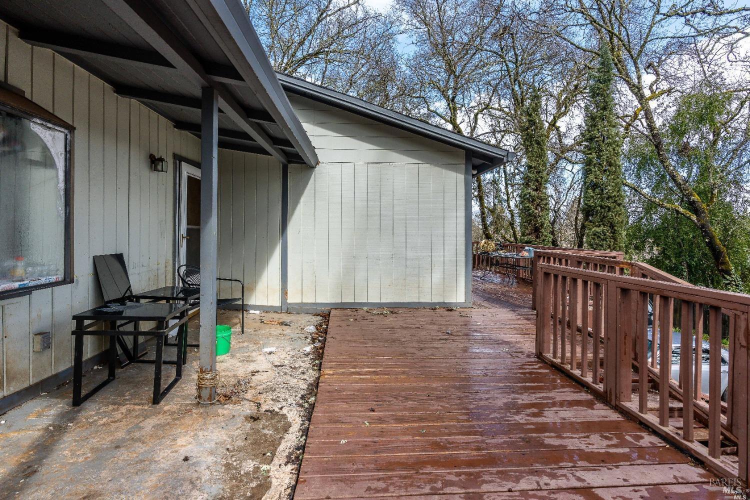 370 Jefferson Lane Ukiah, CA 95482 - Photo 4 of 18