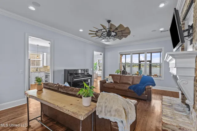 $669,900 | 155 Harbor View Drive, Madison, MS 39110