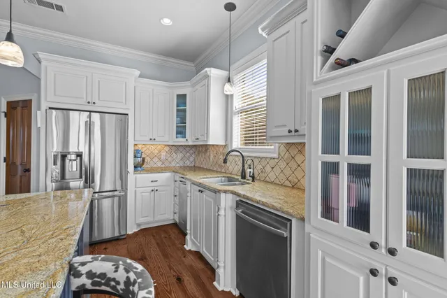 $669,900 | 155 Harbor View Drive, Madison, MS 39110