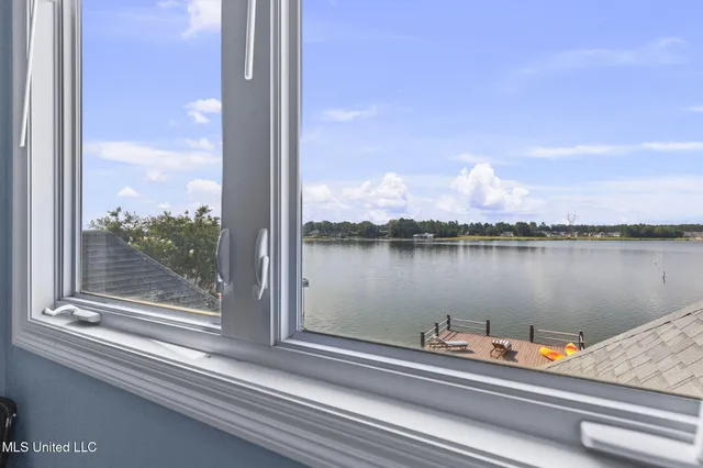 $669,900 | 155 Harbor View Drive, Madison, MS 39110