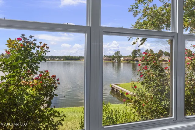 $669,900 | 155 Harbor View Drive, Madison, MS 39110