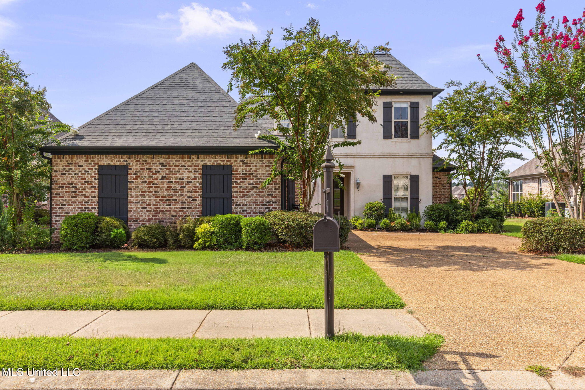 155 Harbor View Drive Madison, MS 39110 - Photo 6 of 90 2-web-or-mls-155 Harbor View-3