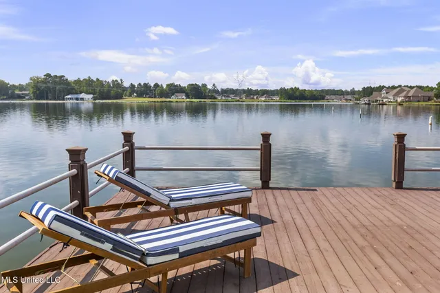 $669,900 | 155 Harbor View Drive, Madison, MS 39110