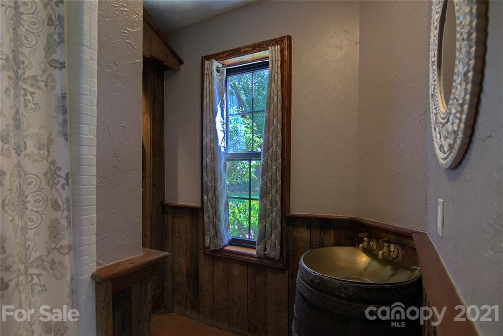1070 Peniel Road Columbus, NC 28722 - Photo 14 of 41 Gallery Image 14
