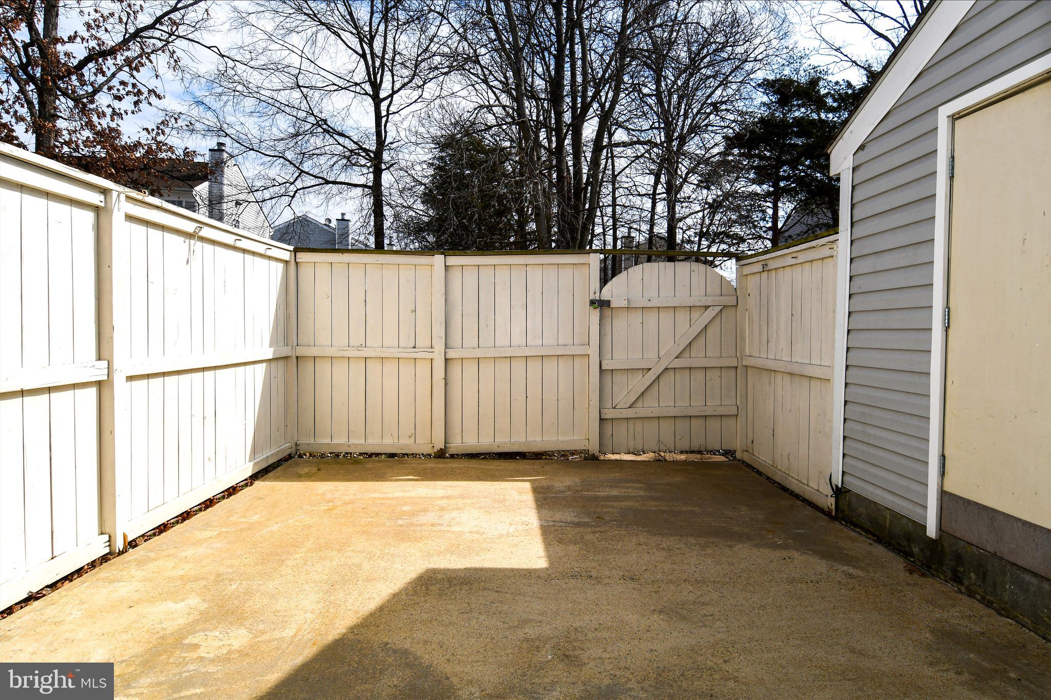 53 Essex Square Sterling, VA 20164 - Photo 24 of 25 a view of a backyard