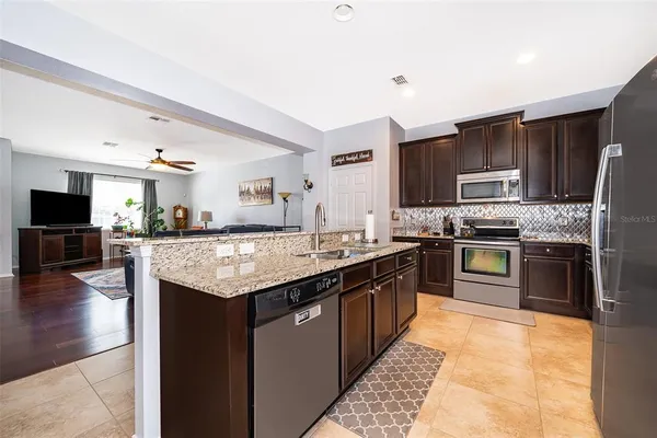 $300,000 | 1327 Alston Bay Boulevard, Apopka, FL 32703