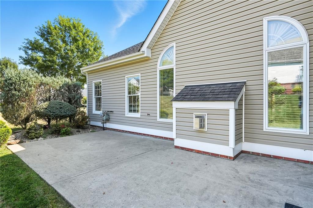 121 Anglers Way Canonsburg, PA 15317 - Photo 34 of 40