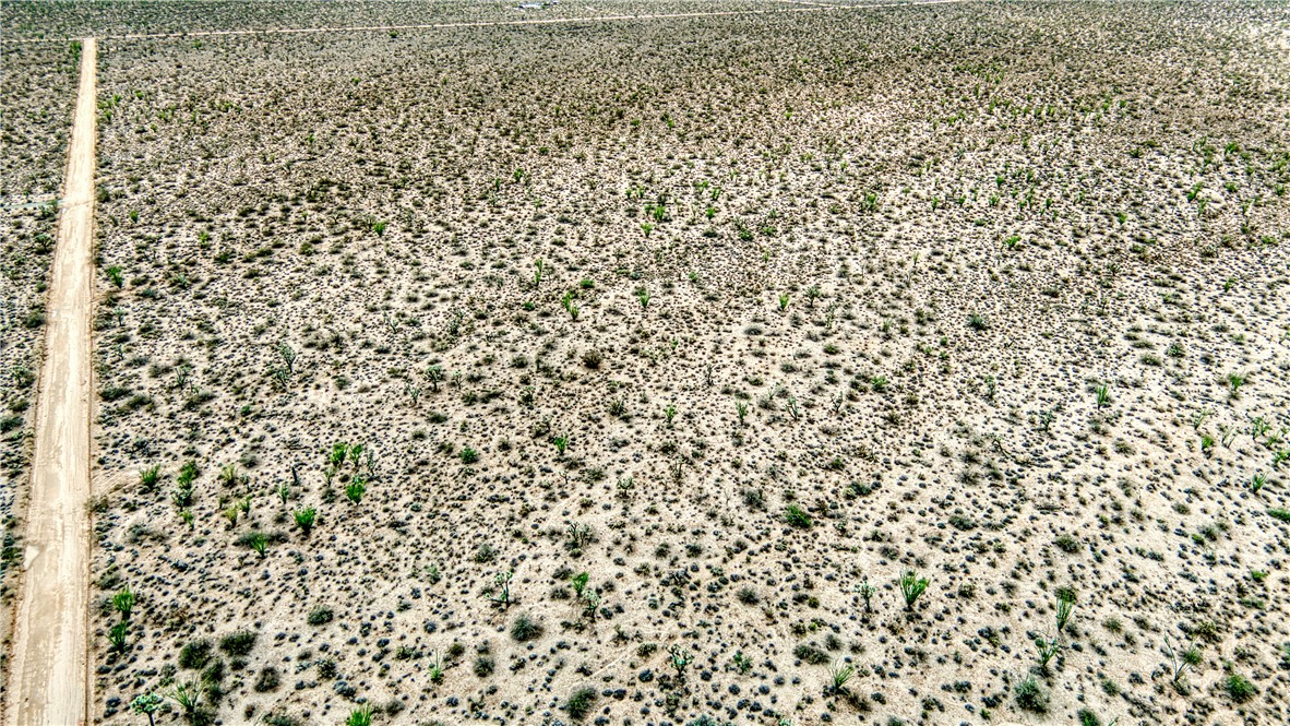 19595 South Kit Carson Road Yucca, AZ 86438 - Photo 15 of 18 Aerial view of sparsely populated area