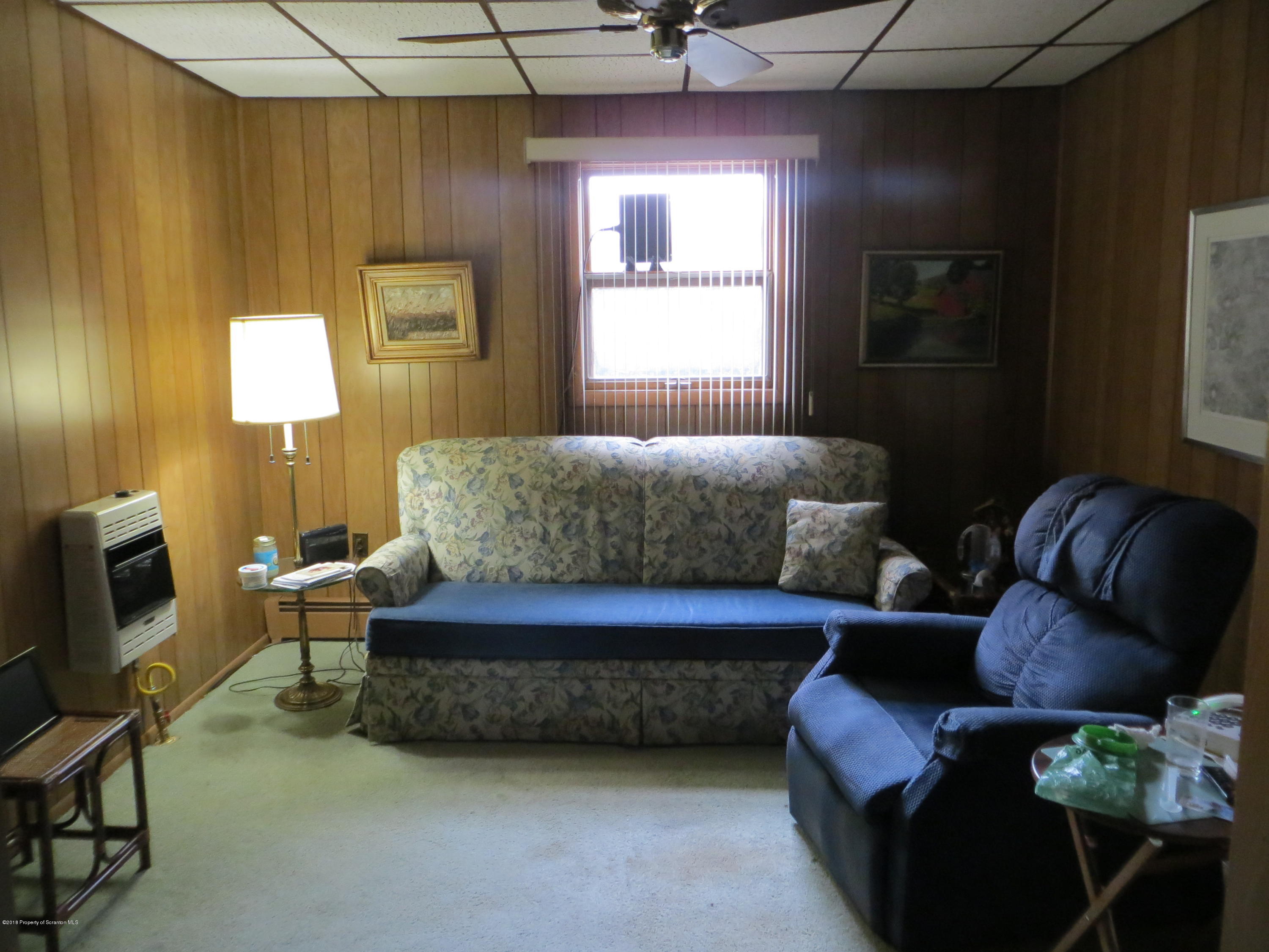 207 Main Street Moosic, PA 18507 - Photo 21 of 38