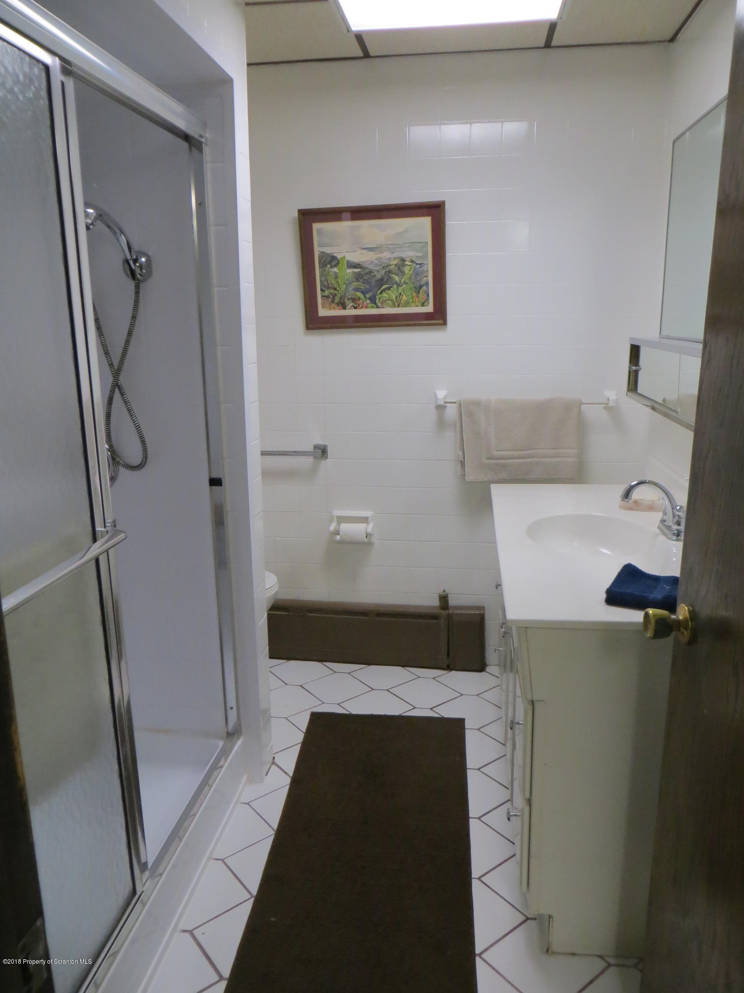 207 Main Street Moosic, PA 18507 - Photo 25 of 38