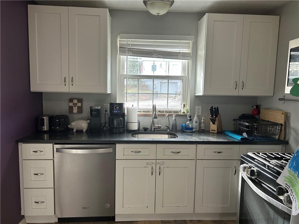 1070 Arbor Drive Pittsburgh, PA 15220 - Photo 11 of 35