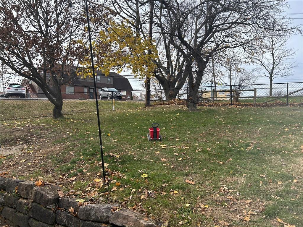 1070 Arbor Drive Pittsburgh, PA 15220 - Photo 17 of 35