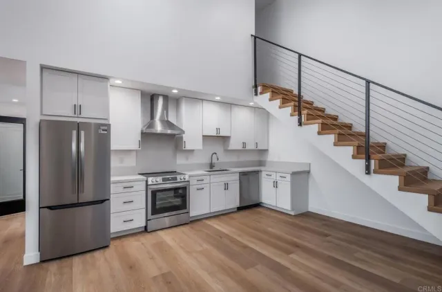 $5,500,000 | 250 Hillcrest Drive, Encinitas, CA 92024