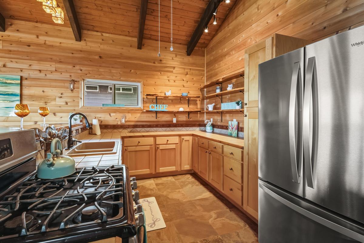 87-3213 Datura Road Captain Cook, HI 96704 - Photo 11 of 24 Gallery Image 11