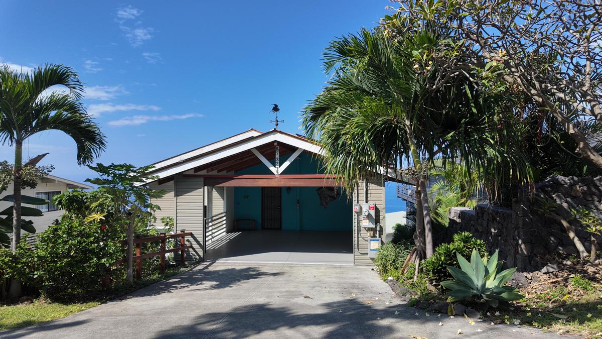 87-3213 Datura Road Captain Cook, HI 96704 - Photo 3 of 24 Gallery Image 3