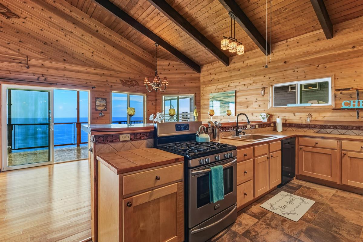 87-3213 Datura Road Captain Cook, HI 96704 - Photo 9 of 24 Gallery Image 9