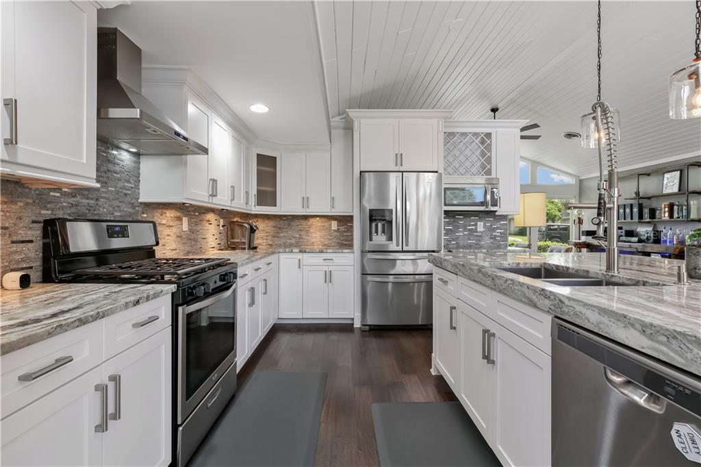 135 Spring Isle Trail Altamonte Springs, FL 32714 - Photo 12 of 35 Gallery Image 12