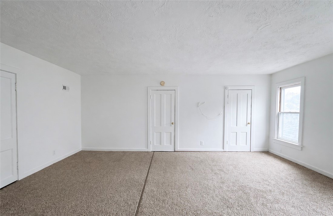 1009 North Street Rochester, NY 14621 - Photo 7 of 20