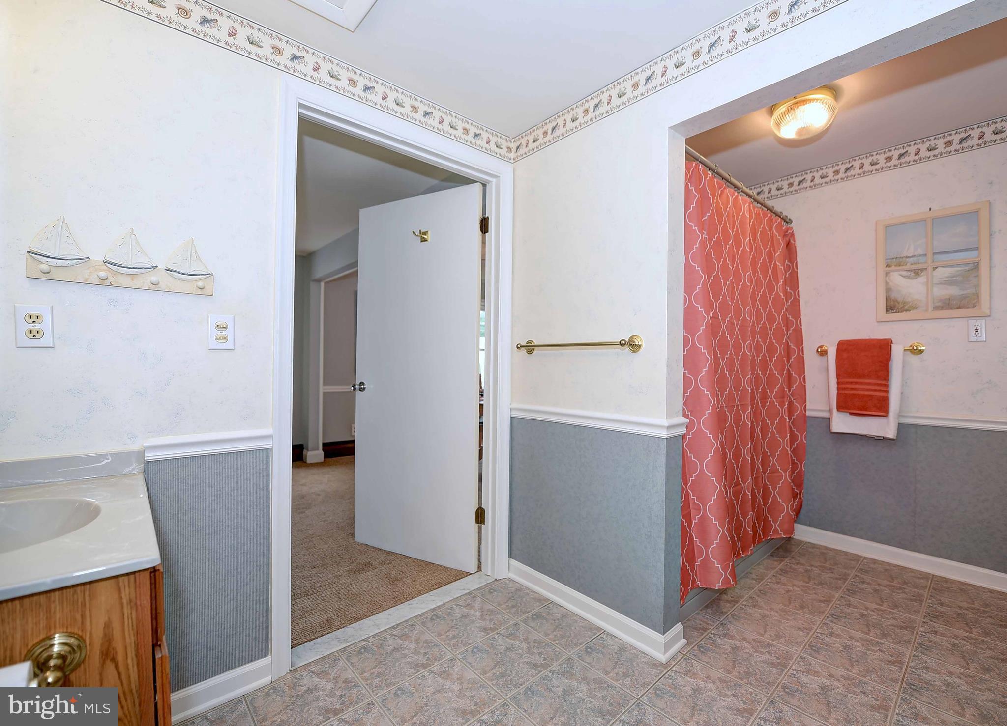 952 Lance Avenue Baltimore, MD 21221 - Photo 14 of 30 Bath