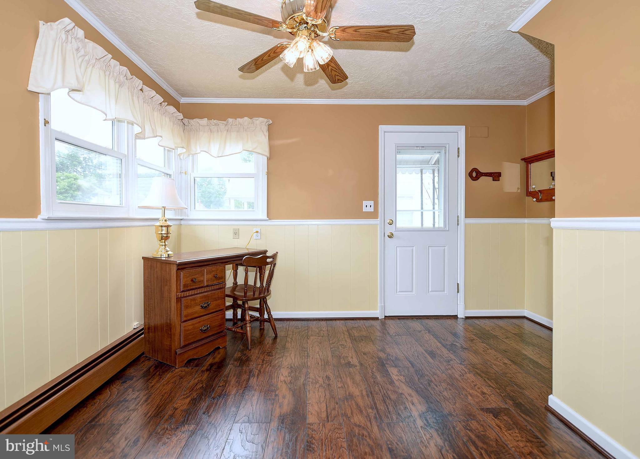 952 Lance Avenue Baltimore, MD 21221 - Photo 4 of 30 Interior (General)