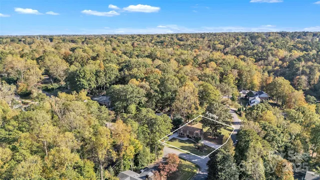 $479,900 | 651 25th Avenue Northwest, Hickory, NC 28601