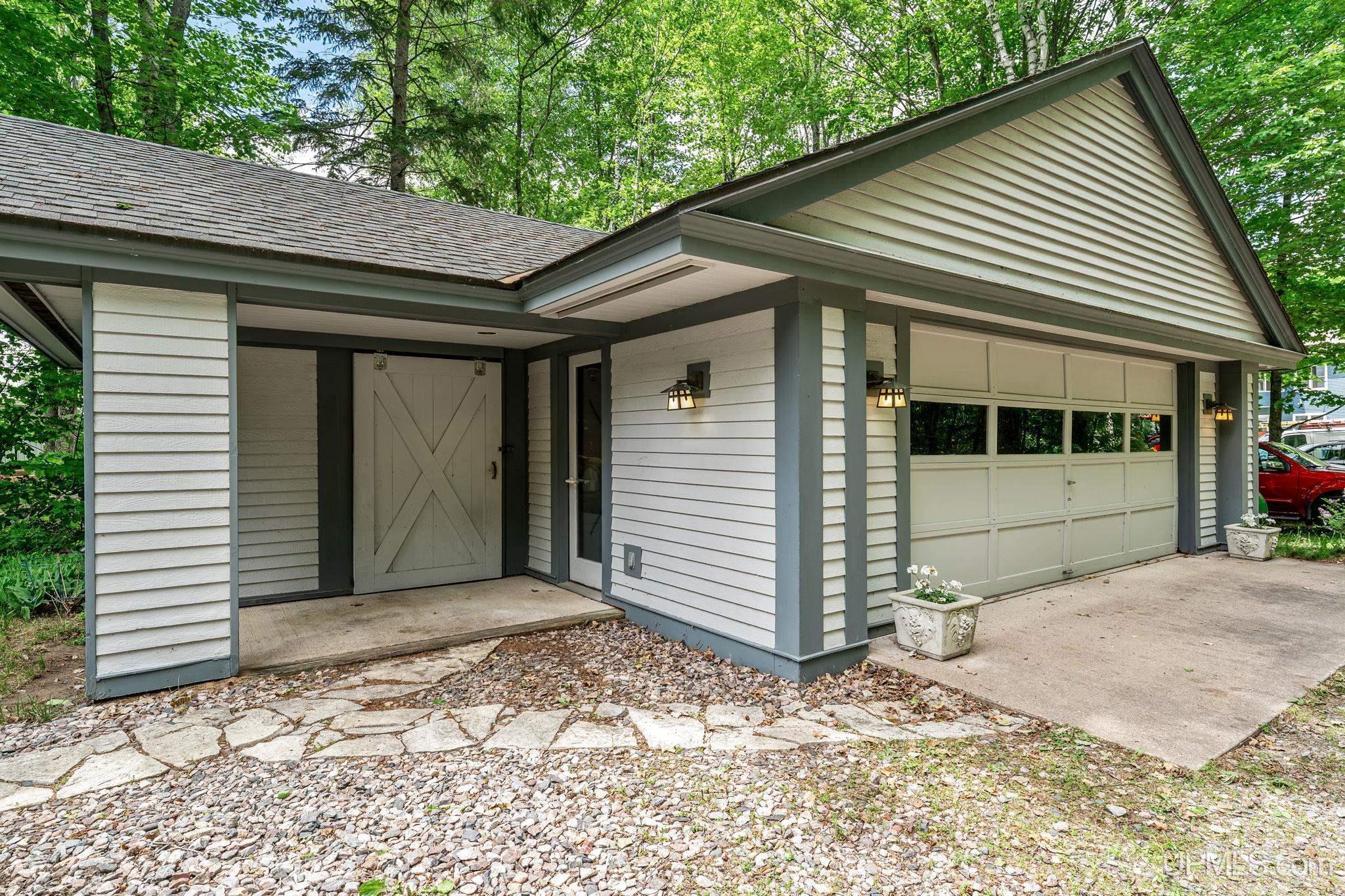 137 Brown Road Michigamme, MI 49861 - Photo 9 of 82