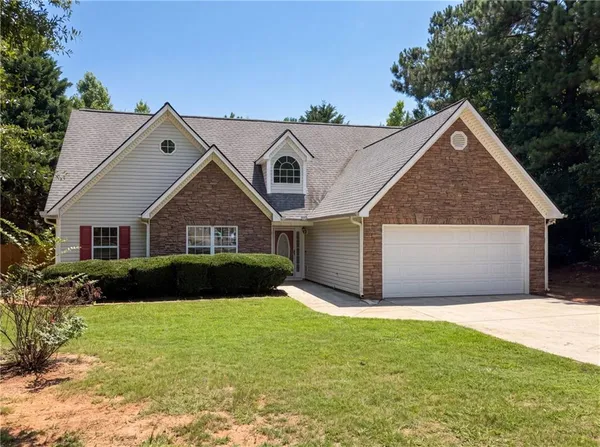 $300,000 | 305 Cobb Court, Hampton, GA 30228