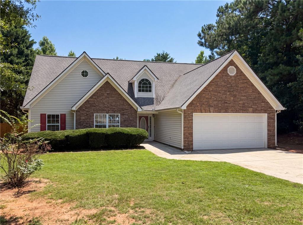 305 Cobb Court Hampton, GA 30228 - Photo 1 of 27