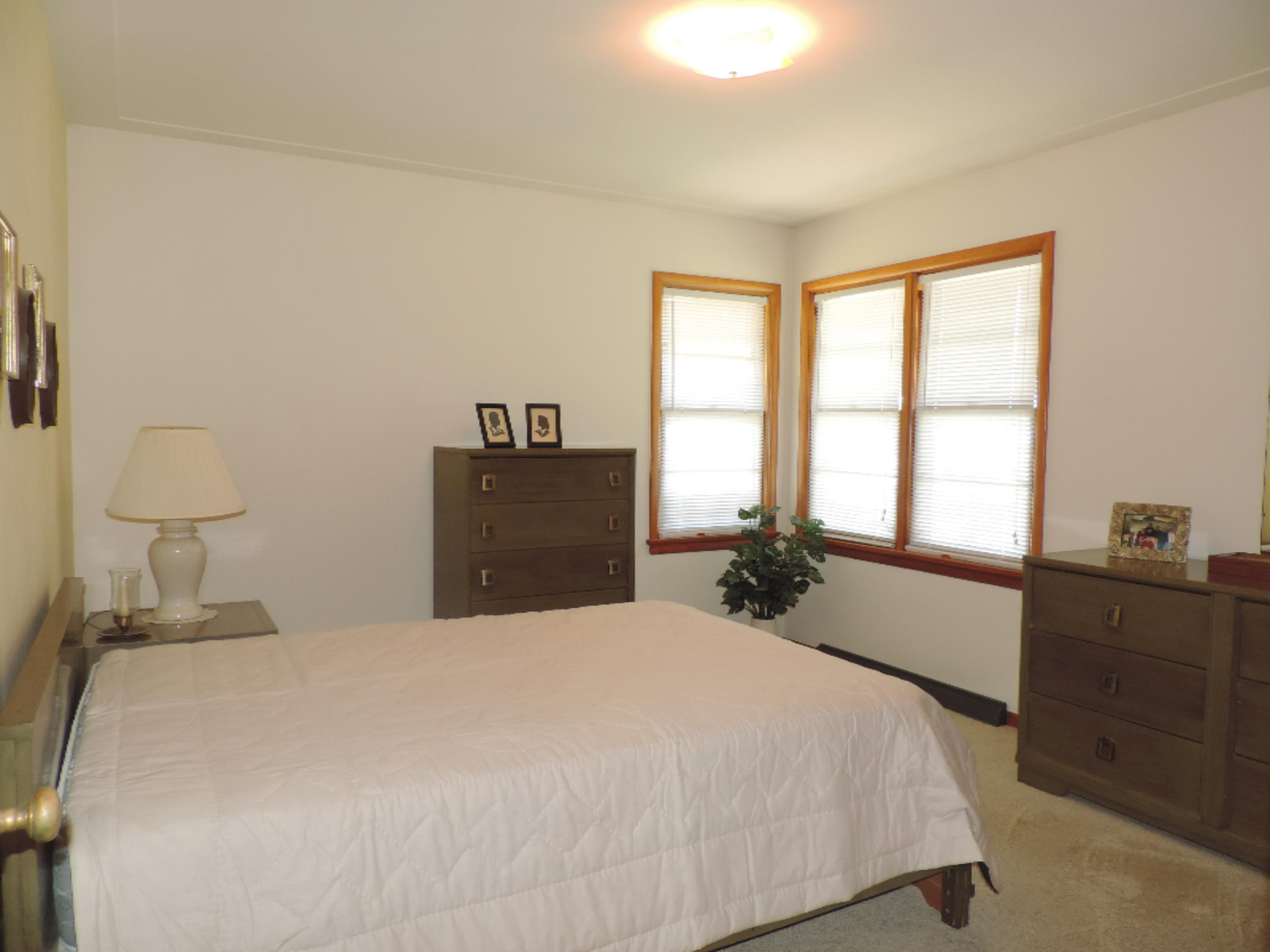 1056 Amherst Road Muskegon, MI 49441 - Photo 12 of 18 DSCN1835