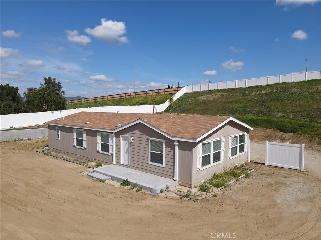40104 Walcott Lane Temecula, CA 92591 - Photo 2 of 41 a aerial view of a house with a yard