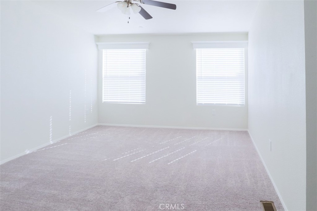 40104 Walcott Lane Temecula, CA 92591 - Photo 26 of 41 an empty room with a window