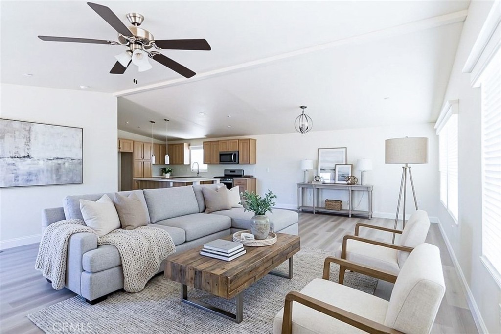 40104 Walcott Lane Temecula, CA 92591 - Photo 10 of 41 a living room with furniture