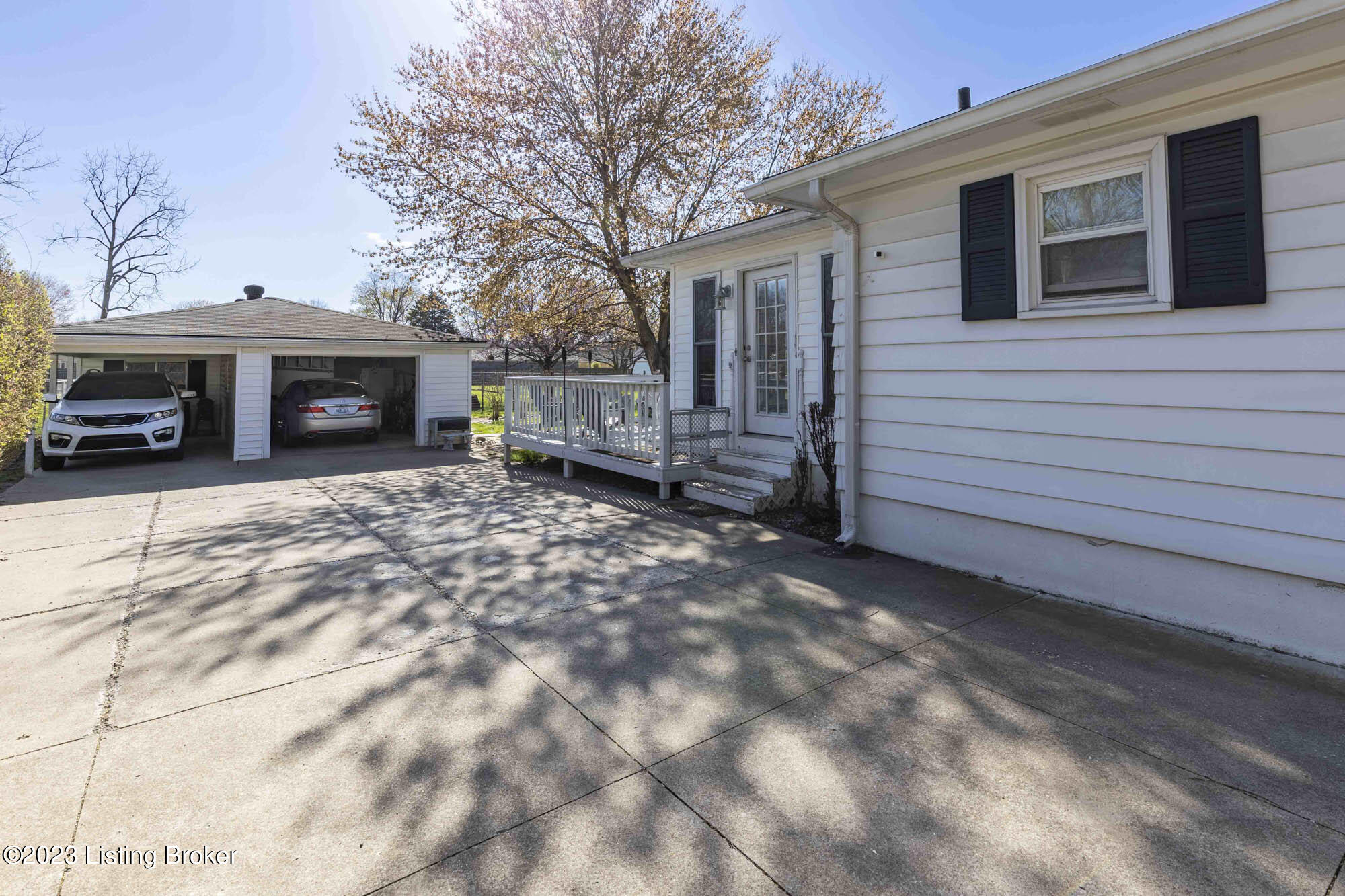 4735 Dover Road Louisville, KY 40216 - Photo 47 of 48 Dover047