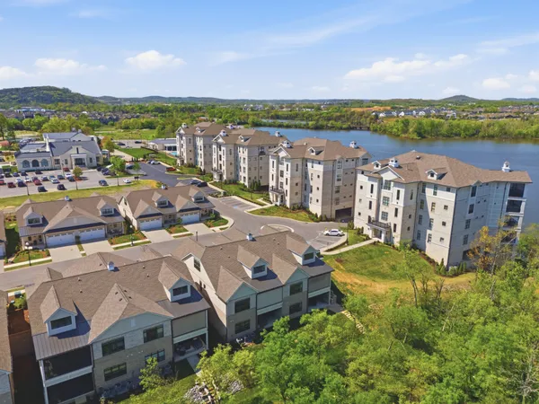 $1,250,000 | 1024 Club View Drive, Unit B301, Gallatin, TN 37066