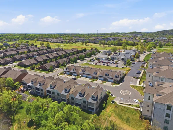 $1,250,000 | 1024 Club View Drive, Unit B301, Gallatin, TN 37066