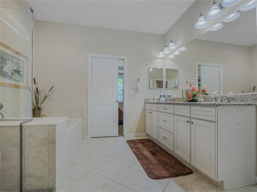 9527 Southwest 70th Loop Ocala, FL 34481 - Photo 33 of 62 Gallery Image 33