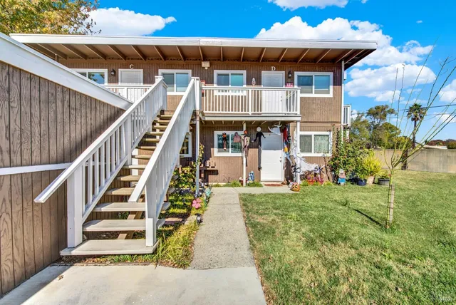 front view of house with a yard