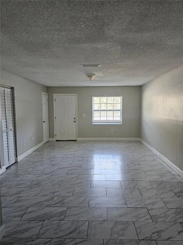 $1,325 | 1013 Beecher Street, Unit 1, Leesburg, FL 34748