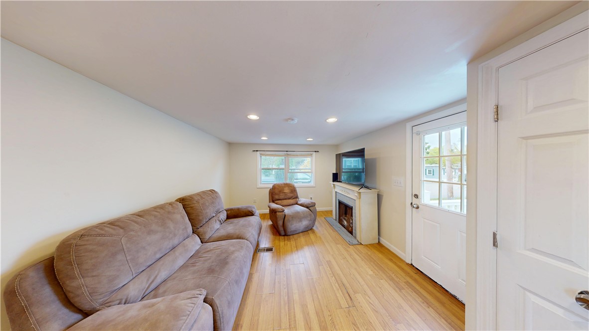 14 Krzak Road North Kingstown, RI 02852 - Photo 25 of 37