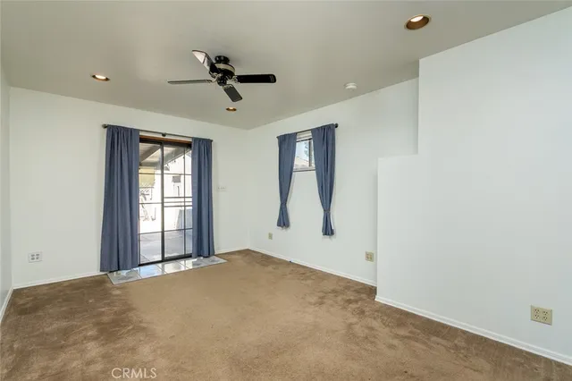 $3,595 | 907 North Lamer Street, Burbank, CA 91506