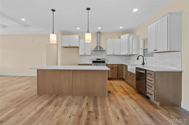 $487,800 | 5 Grant Court, Troy, IL 62294