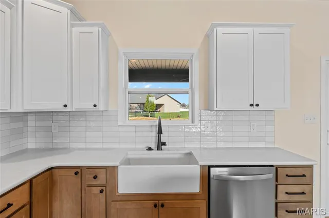 $487,800 | 5 Grant Court, Troy, IL 62294