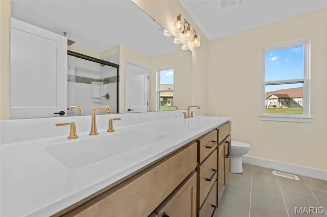 $487,800 | 5 Grant Court, Troy, IL 62294